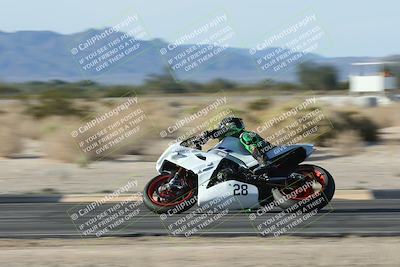 media/Nov-02-2025-CVMA (Sun) [[337aff29ab]]/Race 16-Formula Twins-Formula 40 UL(Holeshot)/